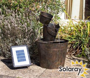 Fuente de Agua Solar Cubos de Metal en Cascada A49cm de Solaray™
