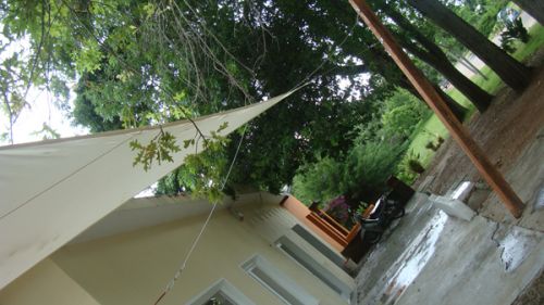 Toldos Vela de Sombra Kookaburra® Marfil Cuadrado 5.4m (Impermeable)