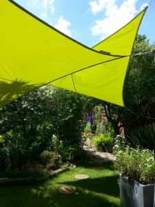 Toldos Vela de Sombra Kookaburra® Verde Lima Triangular 3.6m (Impermeable)